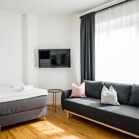 Homaris Apartments Schlueterstrasse Berlin Exterior foto